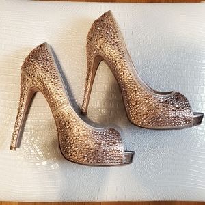 STEVE MADDEN Rose Gold Platform Peep Toe Pumps